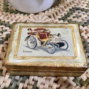 Vintage hand painted in Italy FLORENTIA trinket box. Wood TONNEAU a car
